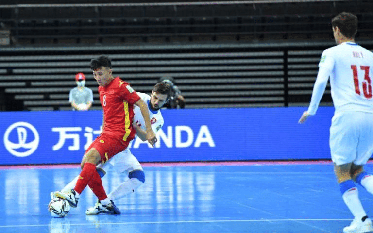 Tính thú vị và yếu tố hấp dẫn của Futsal